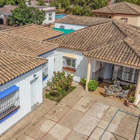 In Chiclana De La Fronter With Kitchen Holiday home